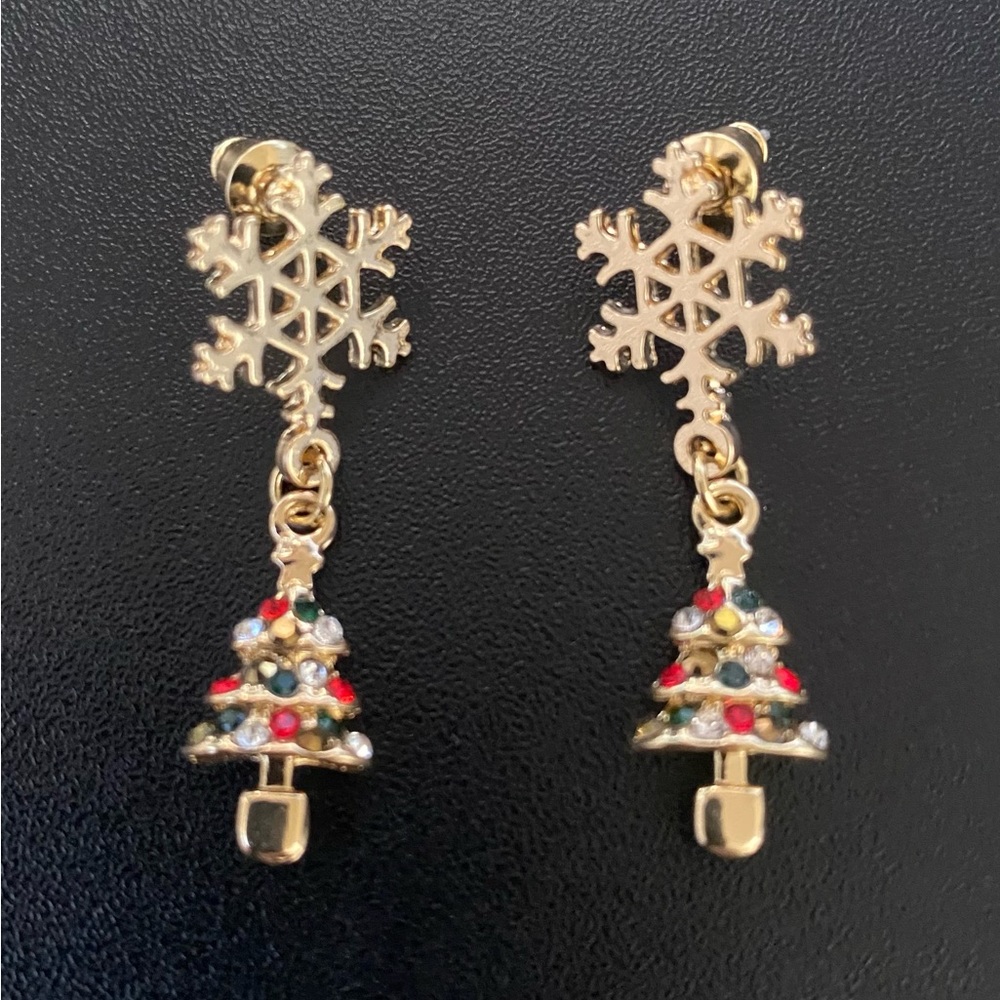 NEW Christmas Tree with Snowflake Dangling Earrings in Gold, Red, and Green